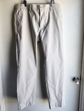 Banana Republic Men's Light Cream Chino Pants